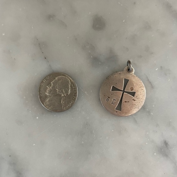 Rare Vintage James Avery cross - Picture 2 of 2
